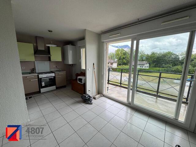 Location appartement récent 2 pièces 48.48 m² à Scionzier (74950)