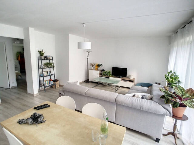 Location appartement 3 pièces 80.84 m² à Nantes (44000)