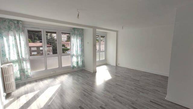 Location appartement t3 4 pièces 68 m² à Saint-Étienne (42100) MONTHIEU