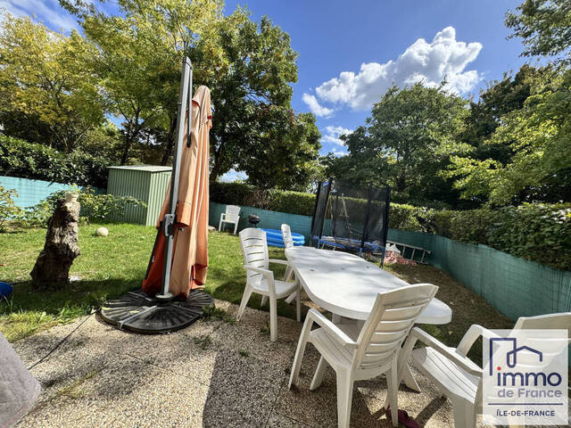 Vente appartement rez de jardin 3 pièces 49.53 m² à Cergy (95000) LES 12 COLONNES