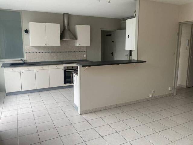 Location Appartement t3 66 m² Bruges (33520) CENTRE VILLE