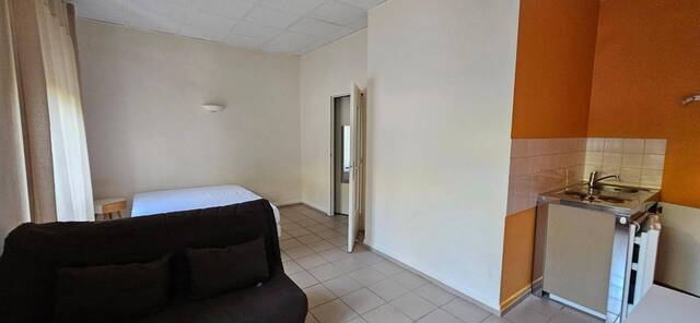 Location appartement 1 pièce 27 m² à Privas (07000)