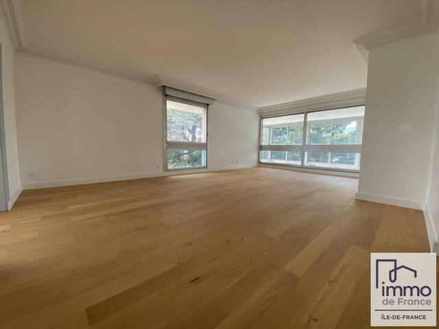 Vente appartement 5 pièces 160 m² à Le Chesnay (78150) Centre Commercial Parly 2