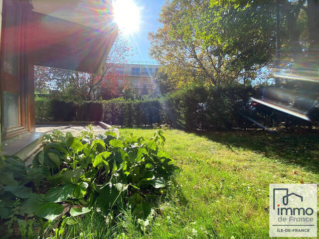 Vente appartement 4 pièces 75.82 m² à Le Chesnay (78150)