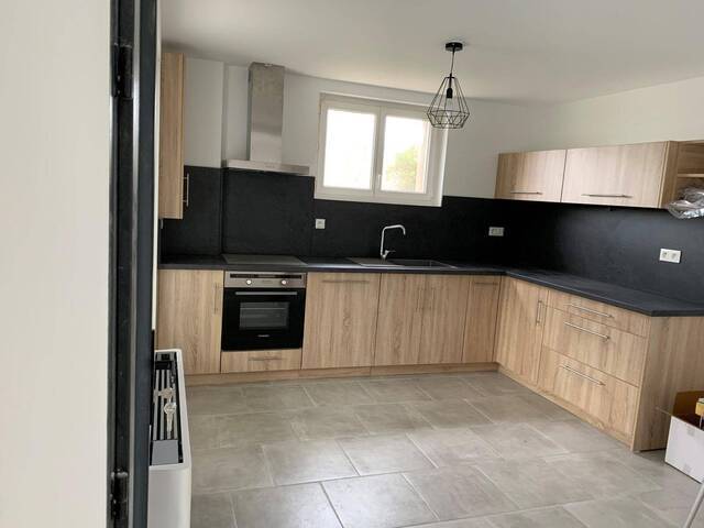 Location appartement 3 pièces 79.85 m² à Aubenas (07200)