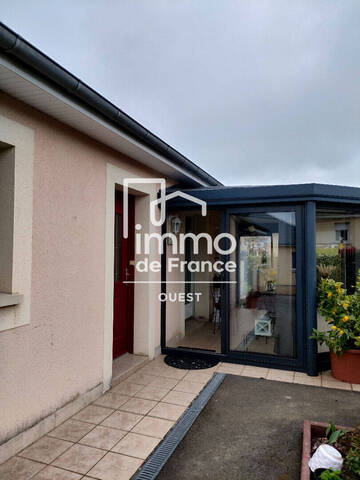 Location maison 4 pièces 82.6 m² à Évron (53600)