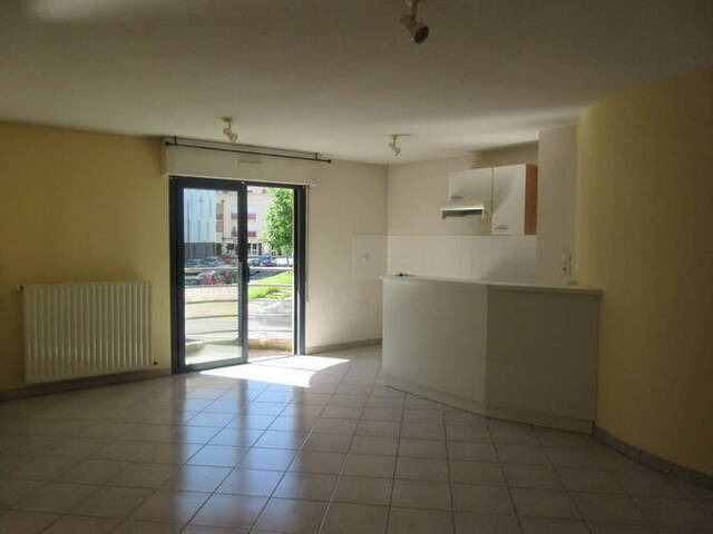 Location appartement t1 bis 2 pièces 42 m² à Rodez (12000)