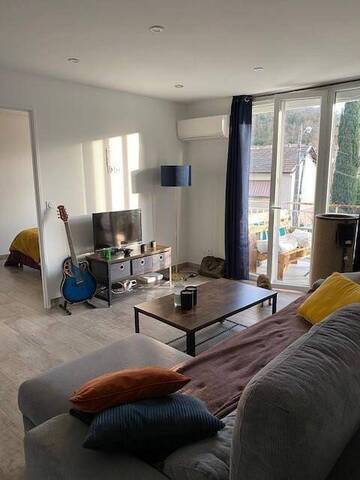 Location appartement rénové 2 pièces 41.38 m² à Saint-Maurice-l'Exil (38550)