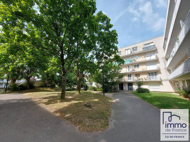Vente appartement 3 pièces 68.72 m² à Magny-les-Hameaux (78114)
