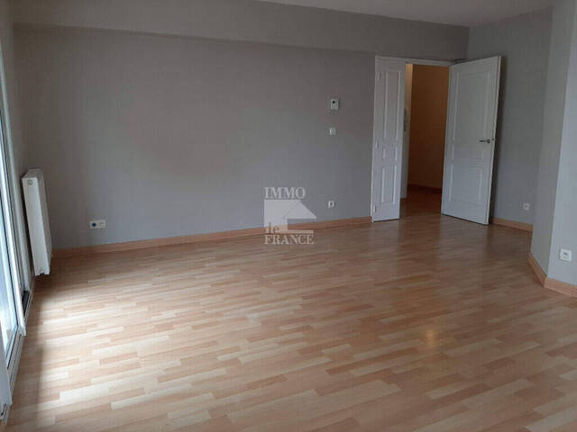 Location Appartement 4 pièces 79.55 m² Angers (49100)