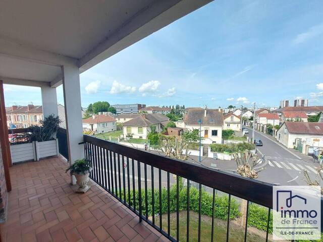 Vente appartement 5 pièces 97.82 m² à Mantes-la-Jolie (78200)