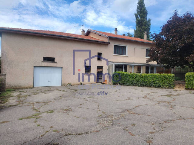 Vente maison ferme 6 pièces 158 m² à Beauvoir-de-Marc (38440)