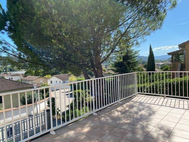 Location maison 5 pièces 125 m² à Ampuis (69420)
