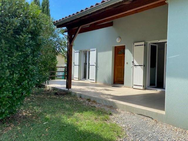 Location maison villa 4 pièces 100 m² à Ampuis (69420)