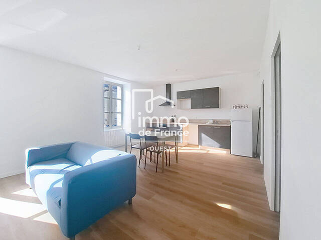 Location appartement 2 pièces 40 m² à Évron (53600)
