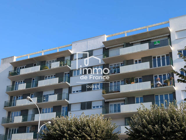 Location Appartement 4 pièces 78.53 m² La Roche-sur-Yon (85000)