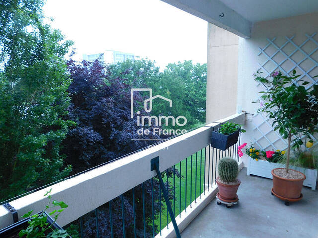 Vente appartement 4 pièces 95 m² à La Roche-sur-Yon (85000)