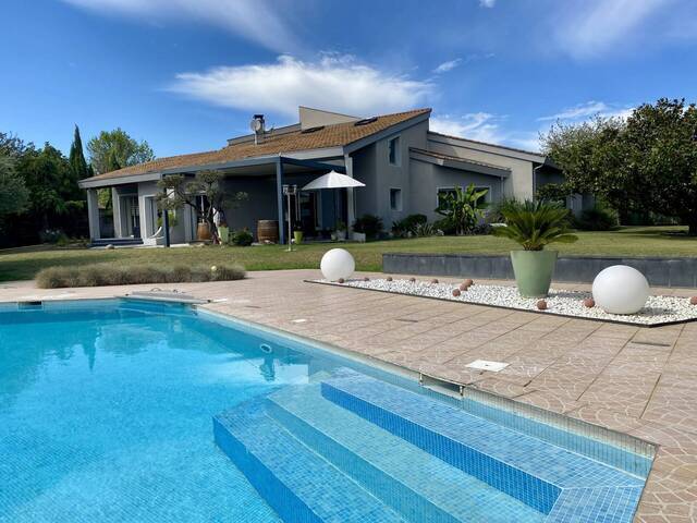 Vente maison contemporaine 6 pièces 370 m² à Bourg-de-Péage (26300)