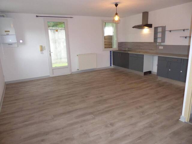 Location appartement 3 pièces 55.4 m² à Vals-les-Bains (07600)