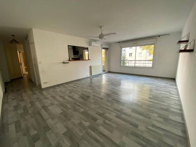 Location appartement récent 3 pièces 72.15 m² à Portes-lès-Valence (26800) 4