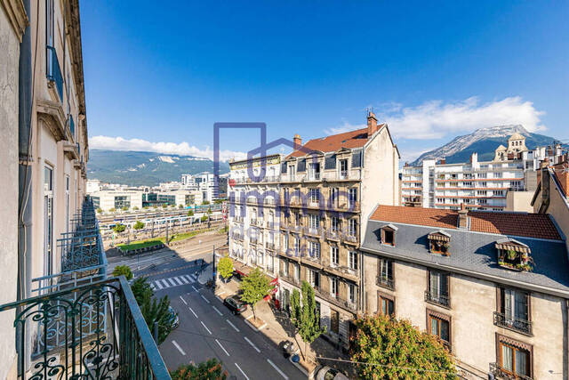 Vente appartement 4 pièces 69.53 m² à Grenoble (38000)