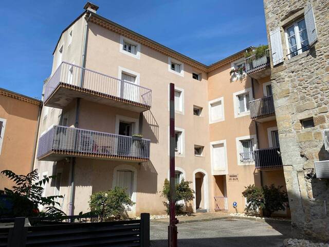 Location appartement 3 pièces 78 m² à Aubenas (07200)