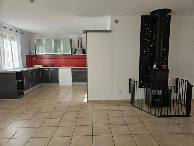 Location maison individuelle 4 pièces 98 m² à Villefranche-de-Rouergue (12200)