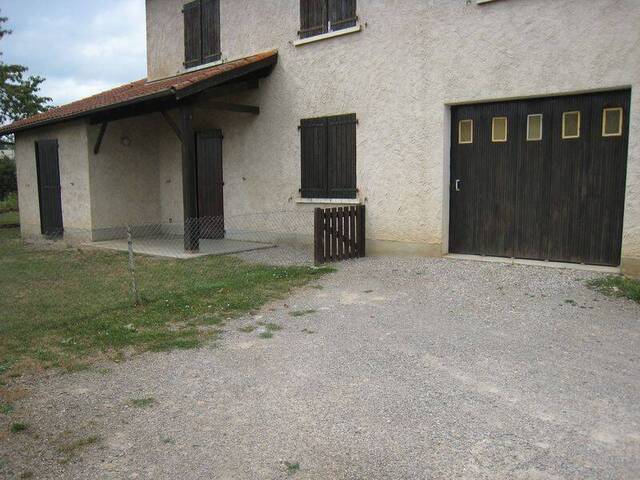 Location appartement t3 88 m² à Villefranche-de-Rouergue (12200)