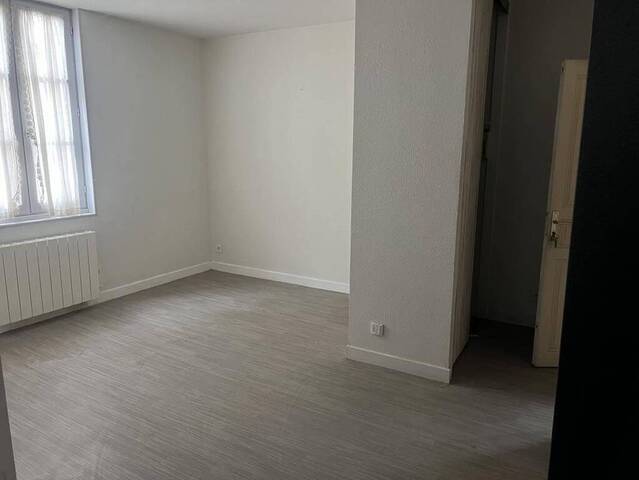 Location appartement t2 50 m² à Villefranche-de-Rouergue (12200)