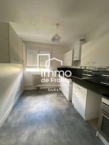 Location appartement 4 pièces 73.3 m² à Angers (49000)