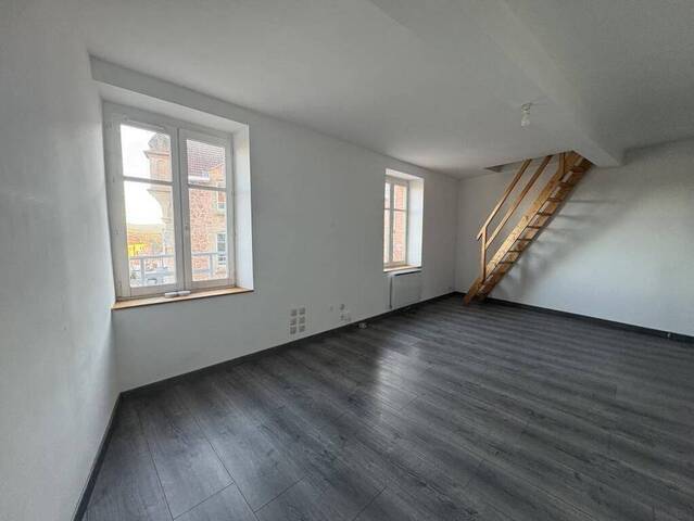 Location appartement duplex/triplex 5 pièces 96 m² à Saint-Symphorien-sur-Coise (69590)