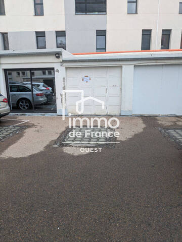 Location stationnement parking / box à La Roche-sur-Yon (85000)