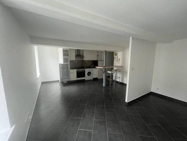 Location appartement studio 1 pièce 19 m² à Montbrison (42600) Centre ville