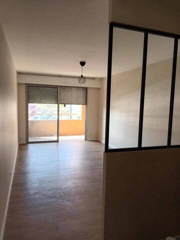 Location appartement t1 bis 2 pièces 42 m² à Rodez (12000)