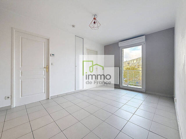 Location appartement 1 pièce 24.4 m² à La Madeleine (59110)