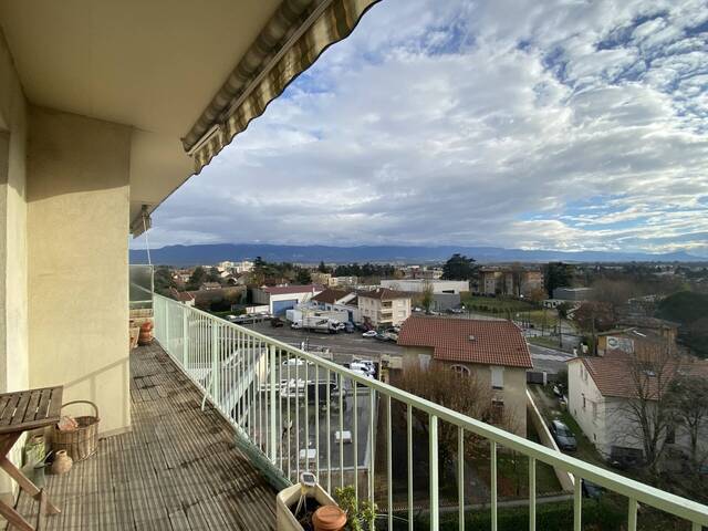 Vente appartement 5 pièces 95 m² à Romans-sur-Isère (26100)