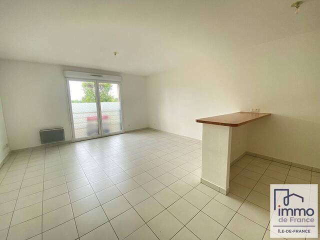 Vente appartement 3 pièces 59.54 m² à Ris-Orangis (91130)