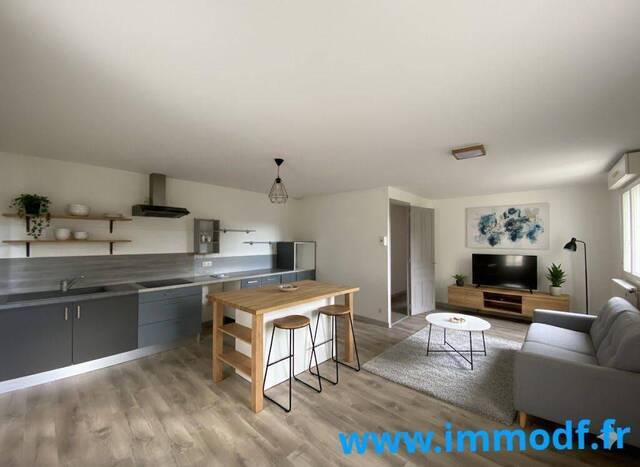 Vente appartement 3 pièces 56 m² à Vals-les-Bains (07600)