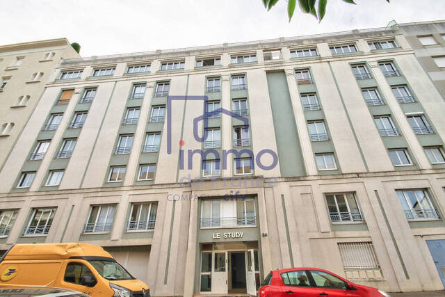 Vente appartement 1 pièce 18 m² à Lyon 8e Arrondissement (69008)