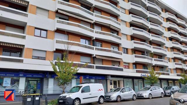 Location stationnement garage / box à Annemasse (74100)