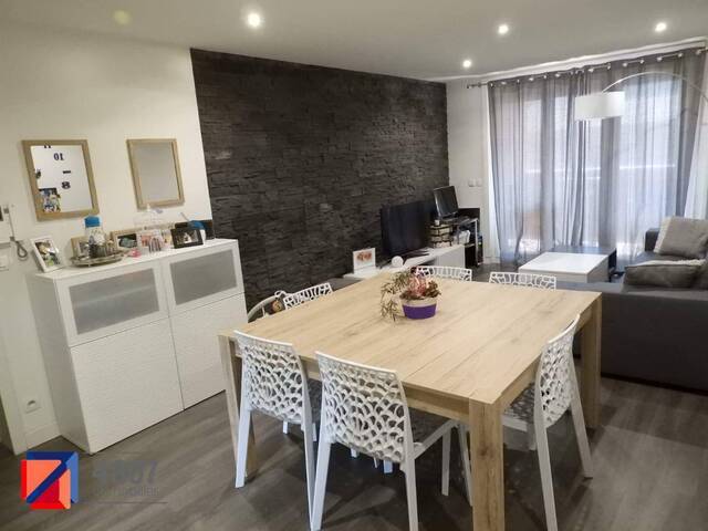 Location appartement récent 3 pièces 66.25 m² à Scionzier (74950)