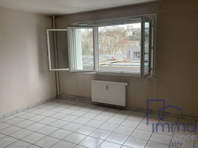 Vente appartement 3 pièces 66.9 m² à Saint-Étienne (42000)