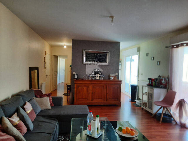 Location appartement 3 pièces 67.6 m² à Laval (53000)