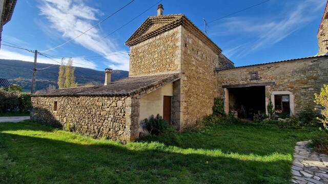 Vente maison ancienne 5 pièces 95 m² à Soyans (26400)