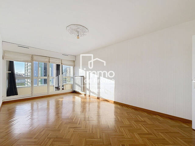 Vente appartement 4 pièces 82 m² à La Roche-sur-Yon (85000)