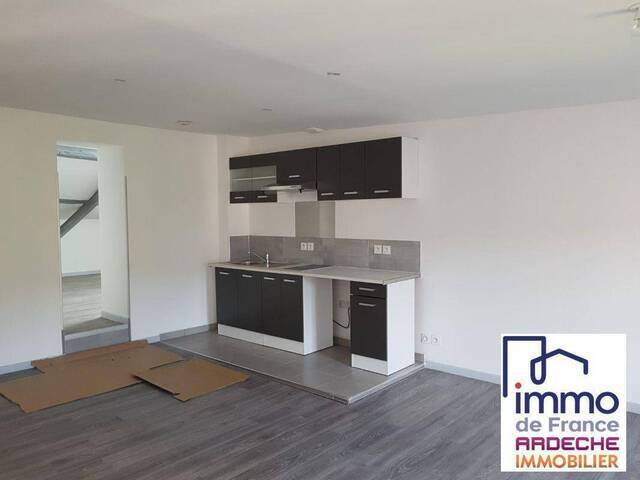 Location Appartement 2 pièces 39 m² Privas (07000)