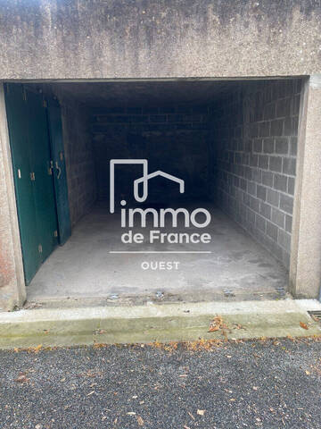 Location stationnement parking / box à Angers (49100)