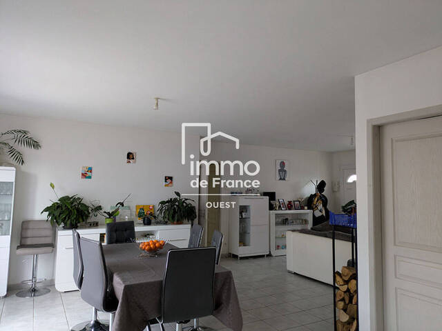 Vente maison 4 pièces 83 m² à Vivy (49680)