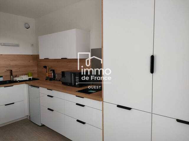 Location appartement 1 pièce 21.59 m² à La Roche-sur-Yon (85000)