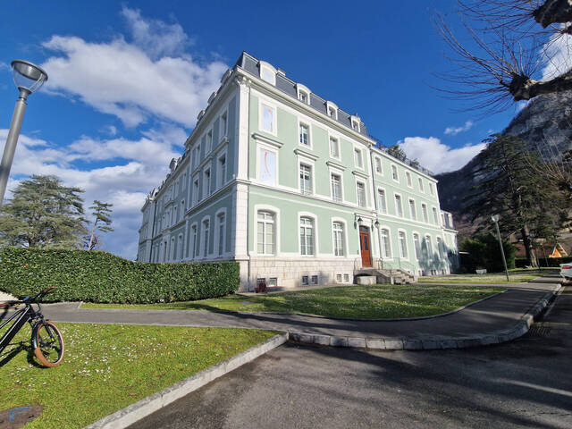 Vente appartement 5 pièces 188 m² à Étrembières (74100)